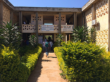 Uni in Kamerun